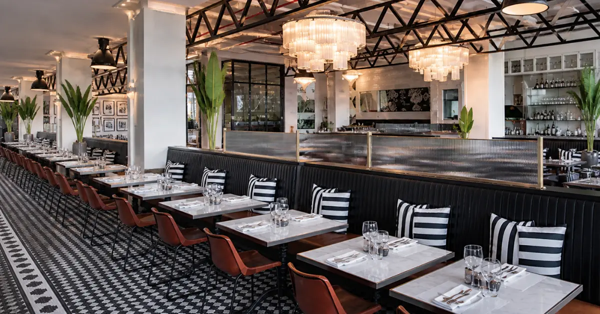 Mapping Dubai’s Food Scene: A Review of The Maine Oyster Bar & Grill